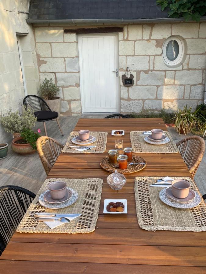 Chambres D Hotes Avec Piscine Et Spa La Foliere Saumur Villebernier エクステリア 写真